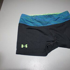 Black Under Armour Fitted Shorts Size XS